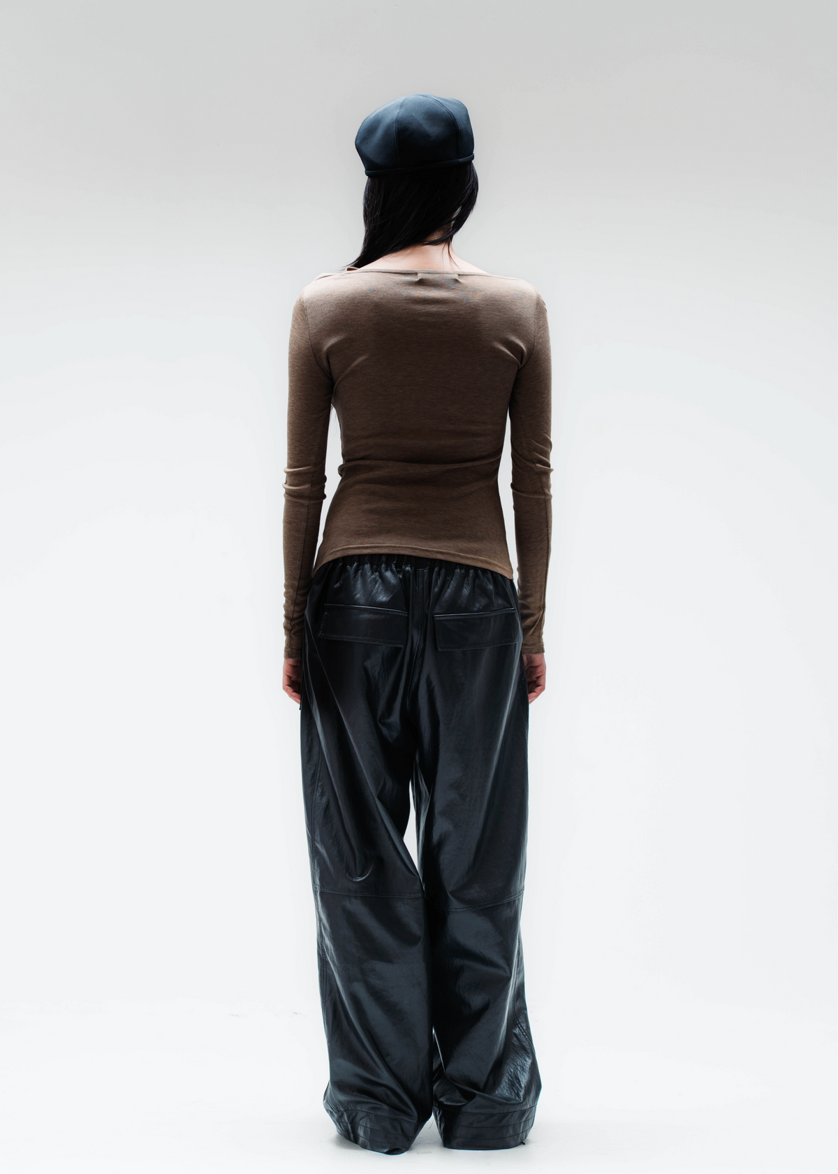 EVERDAY CHIC TOP IN SANDSTONE