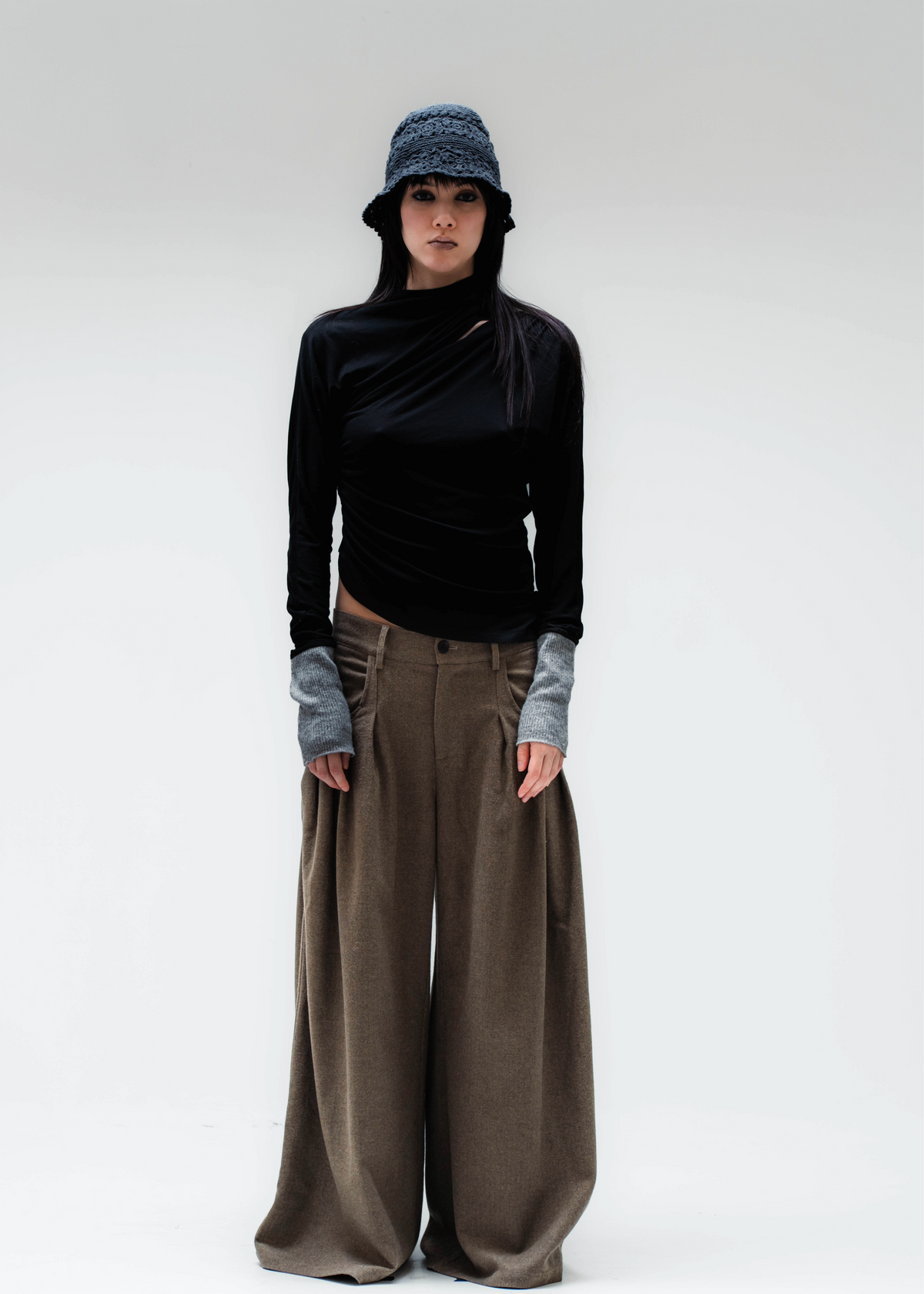 CLOY TOP