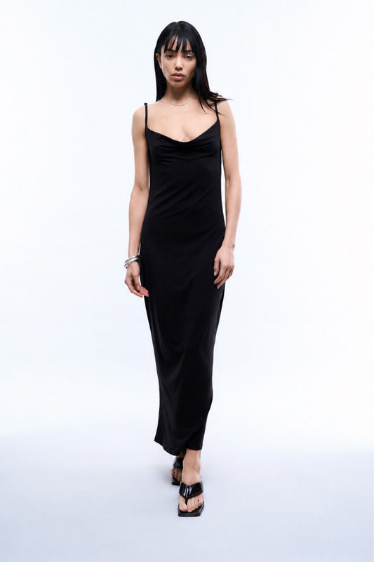 NIGHTLINE LONG DRESS IN BLACK